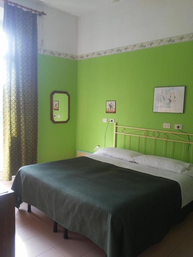 Hotel Villa Morgana Viareggio Exteriör bild